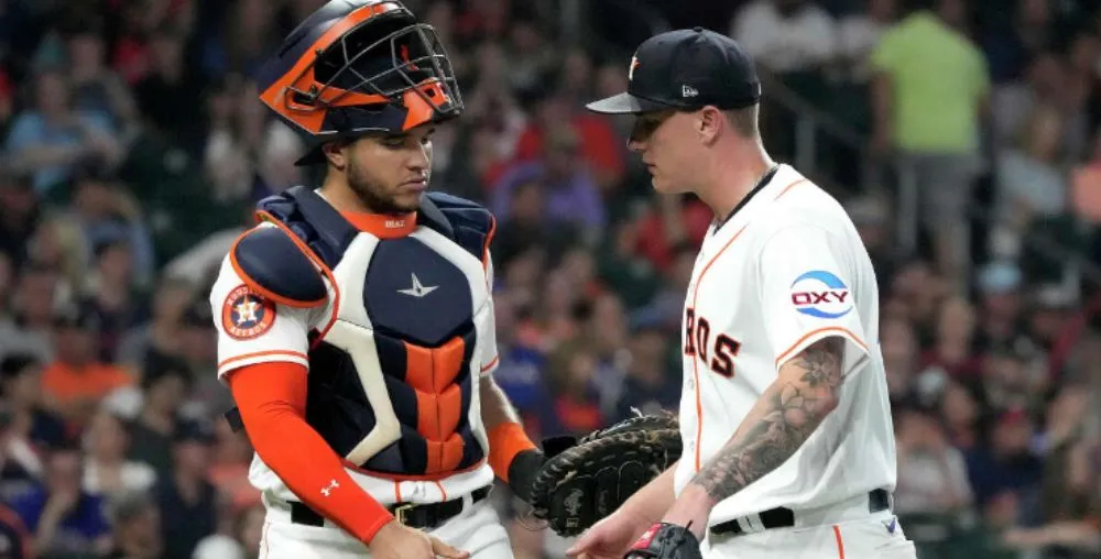 Astros ditch all-rookie battery for Hunter Brown's latest start
